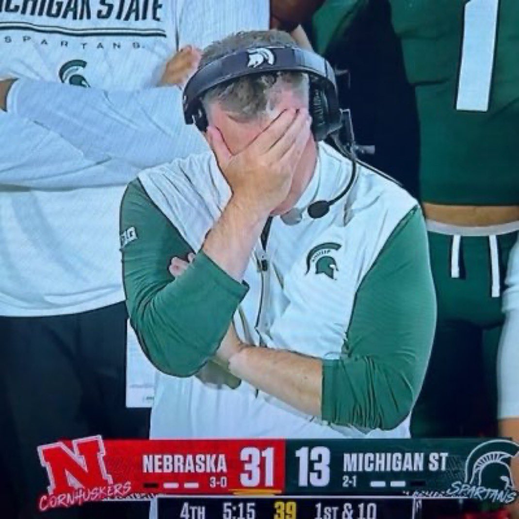 CFBReport's tweet photo. Michigan State Football since Kenneth Walker went to the NFL: 

• 20-32 Record (2nd worst in the B1G)
• 1-14 Record vs ranked teams 
• 9 Conference wins (Tied worst in the B1G)
• 0 Bowl appearances 
• Multiple wins vacated 

You just gotta feel bad for Sparty. https://t.co/IojBqHQkfF