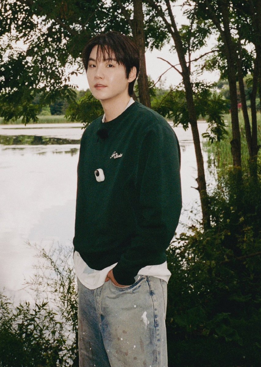 _suga_loveme's tweet photo. Boyfriend                              Husband https://t.co/FLqQEcA7qF