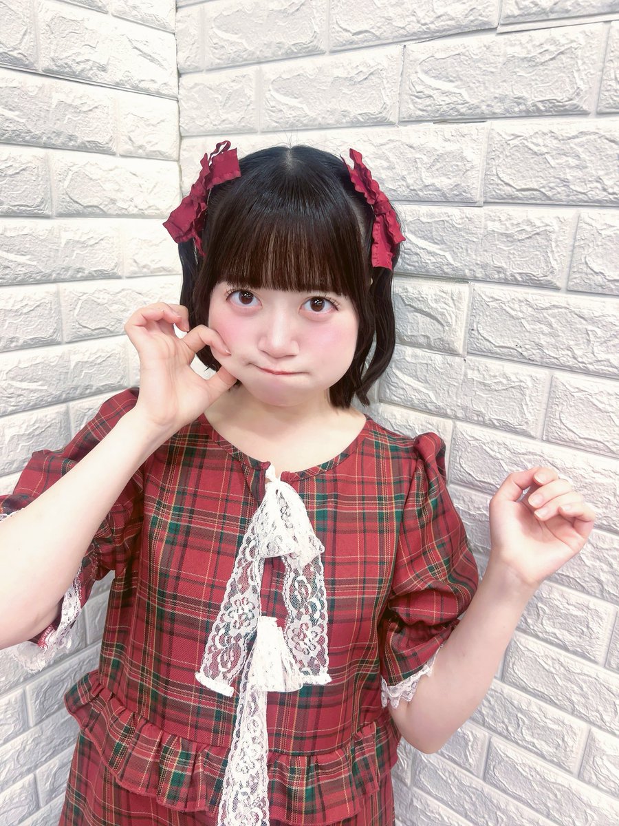ic_honotan's tweet photo. いちごの擬人化(?)です🍓 https://t.co/I8XoBRIg9W