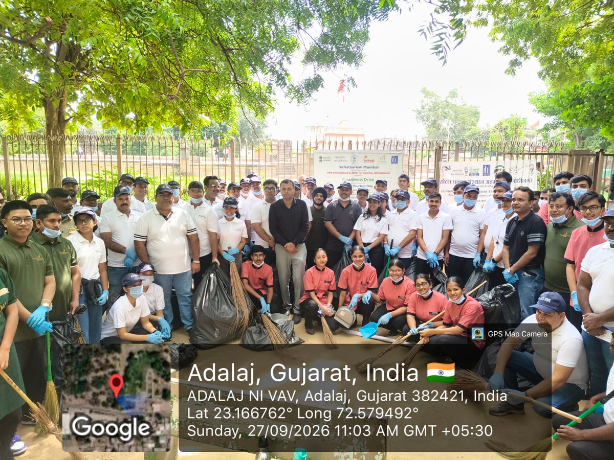 IndiatourismM's tweet photo. 🌿 Swachhta Hi Seva | Clean Heritage
On World Tourism Day 2026, Indiatourism Mumbai, with IHM Ahmedabad and partner hotels, organised a cleanliness drive at Adalaj Ni Vav, Gujarat, promoting heritage conservation and responsible tourism. https://t.co/5uzY64JYmj