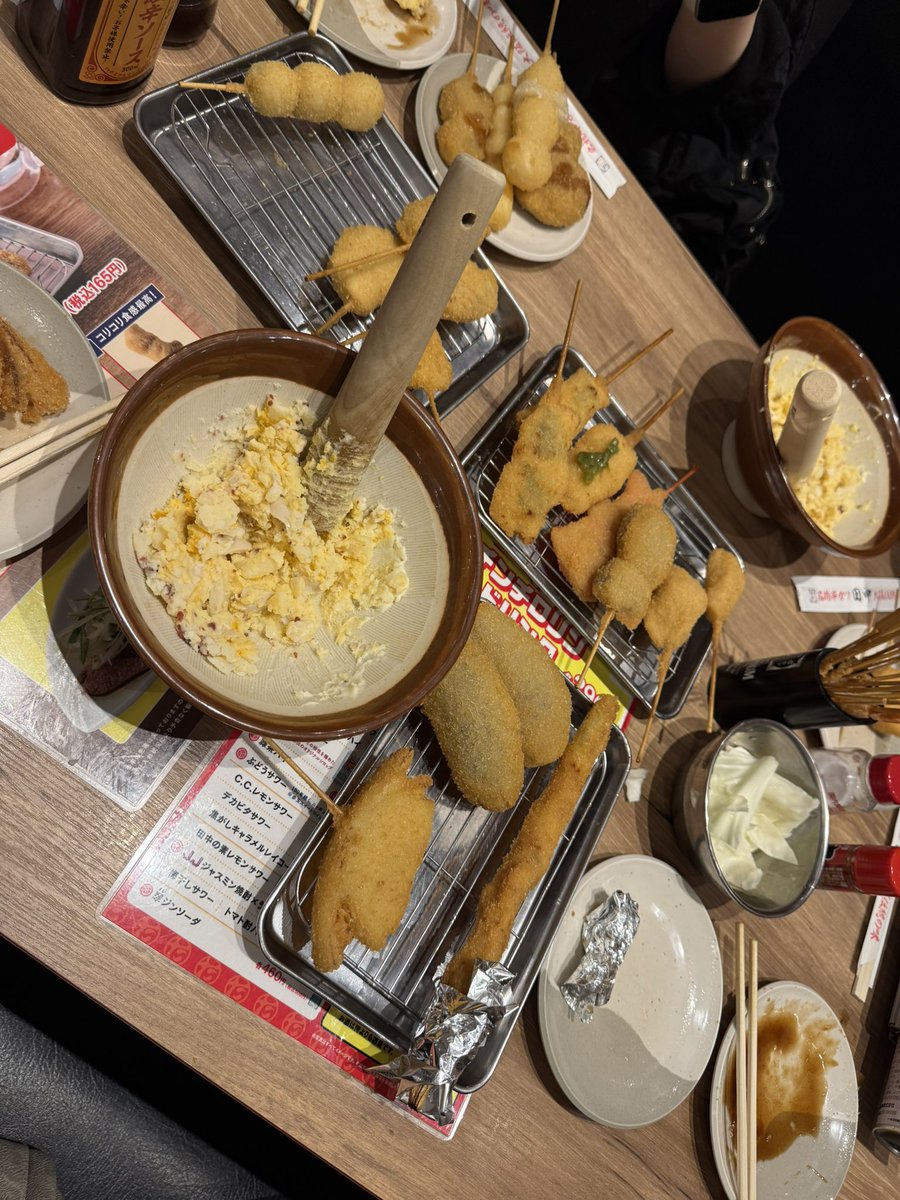 hakumai6979's tweet photo. 先週の彼ピとのデート👫💓は 唐戸市場に行ってお寿司食べて 海響館で水族館デートしました🐟💕
昨日はあての無いドライブして夜は串カツ食べました🌃🌙*ﾟ
毎週デートしててそろそろ行く場所に困ってます🥹🩷幸せな悩み💞
ラブラブすぎて幸せです❤️ https://t.co/W3nNf38vVp