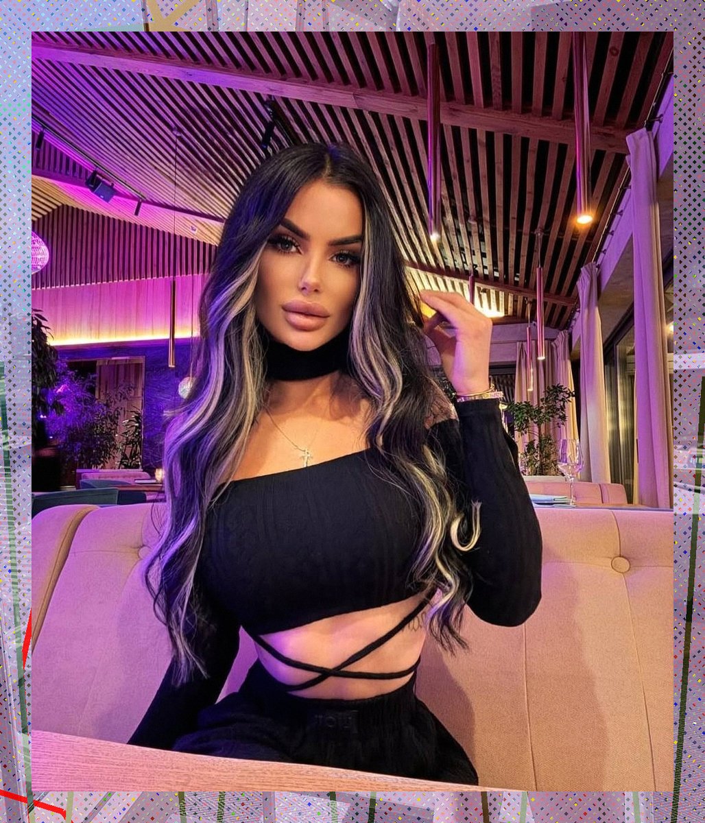 AlissonfsVoqQ0's tweet photo. gökçeada — bölge kültürü; ayvacık🧱 • biga🛤️ • çanakkale — öneriler. @ฬesCortฬ@ ndaeppg bozcaada çan için sade kent rehberi. https://t.co/4ZXcbxhcjn