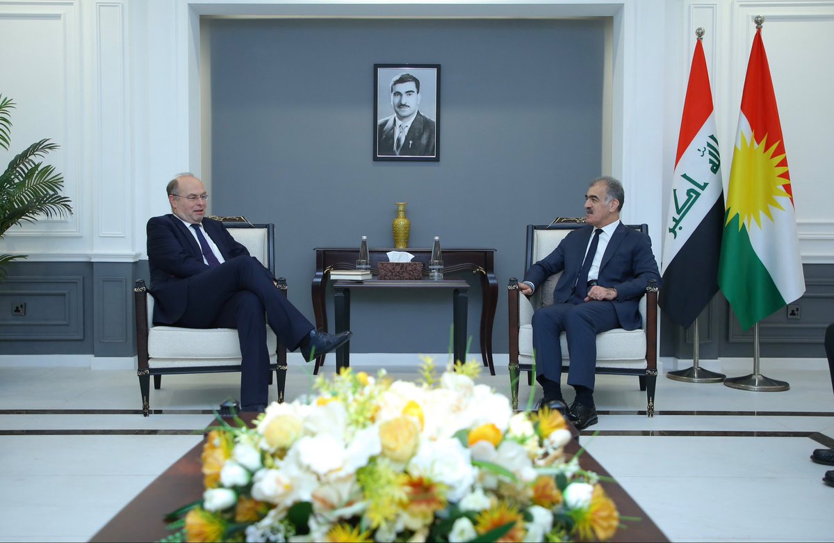 SafeenDizayee's tweet photo. Met with the new Austrian Ambassador, Axel Wech, and welcomed him to Iraq. Expressed full support for his diplomatic work and wished him success. We underlined the historic relations between the Kurdistan Region and Austria and agreed to further strengthen them. https://t.co/NrIl0VLdDf