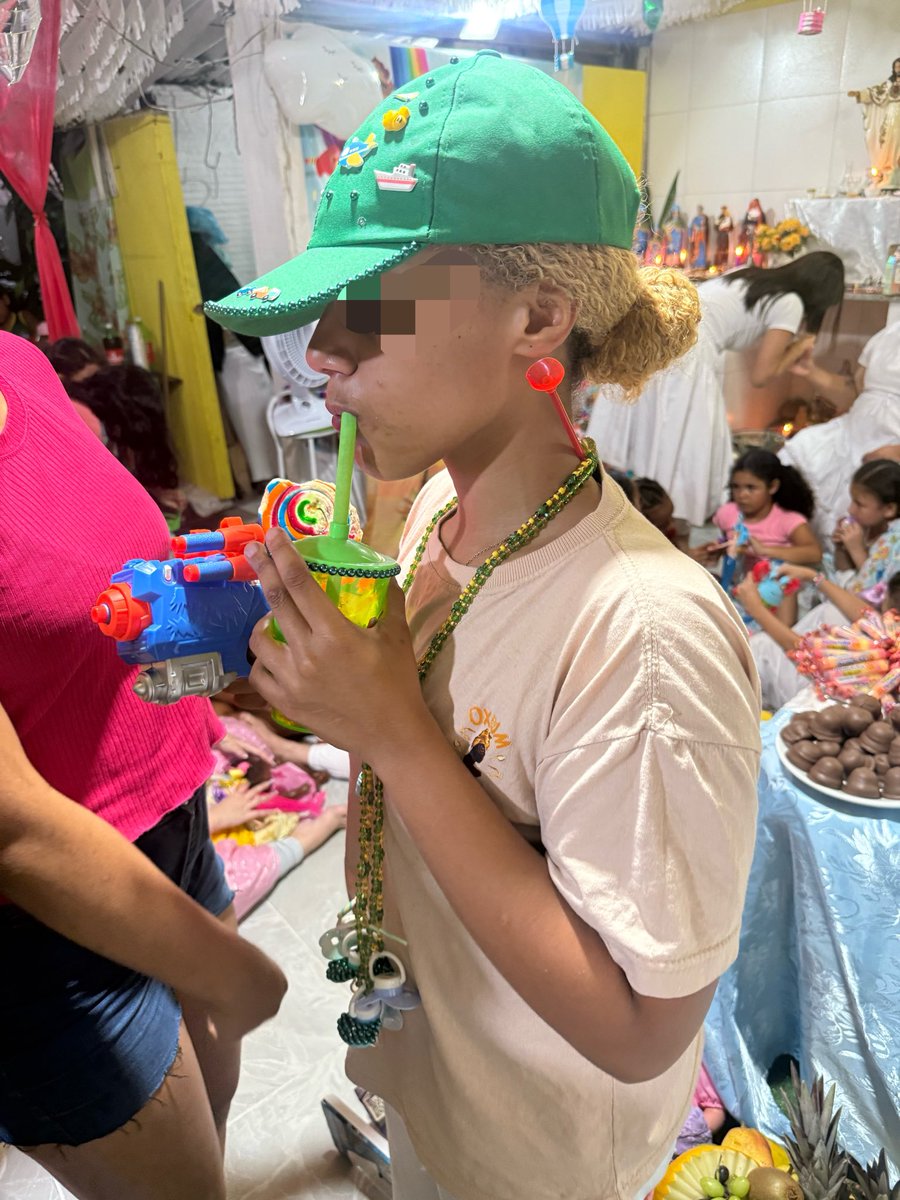 mrscatharinee's tweet photo. eu amo meu menino demais. só orixá sabe o quanto eu precisava dele 💛 https://t.co/Krsjc6oS6T