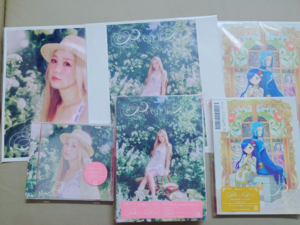 zhousheng79's tweet photo. 今さらだけど、届きました。　＃西野カナ https://t.co/TYnt20TMmR