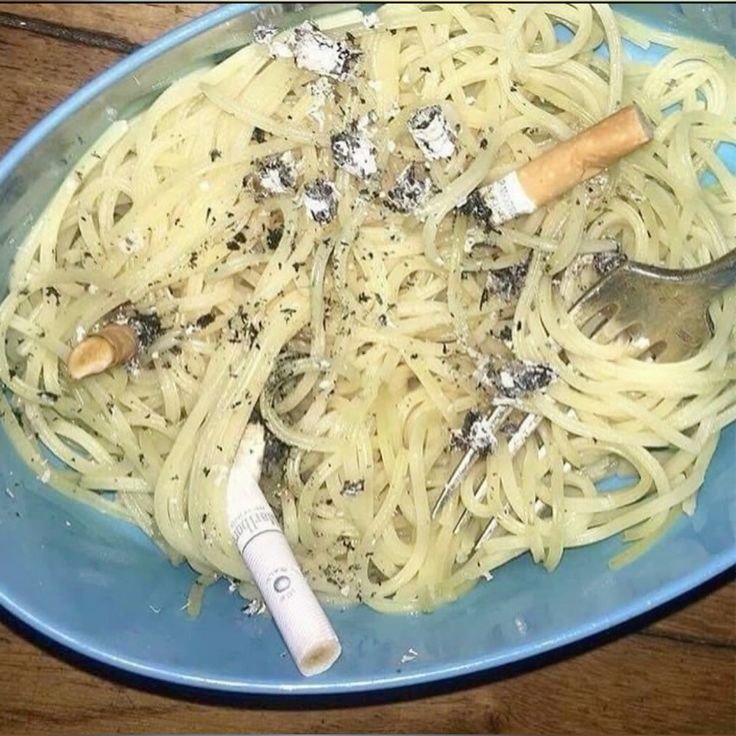 RumahPriam's tweet photo. @RTSutejo Pasta rokok. 🤣 https://t.co/EEEWFle7S9