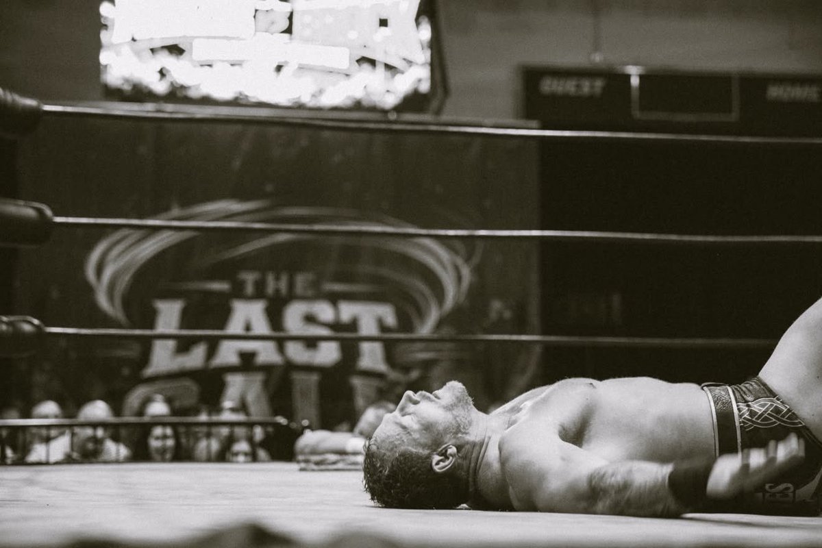 LDMenzies's tweet photo. Flat on my back. Still got my hand raised.

You can knock me down but You can’t keep me there.

Wrestling imitates life https://t.co/79jVPEfhGp