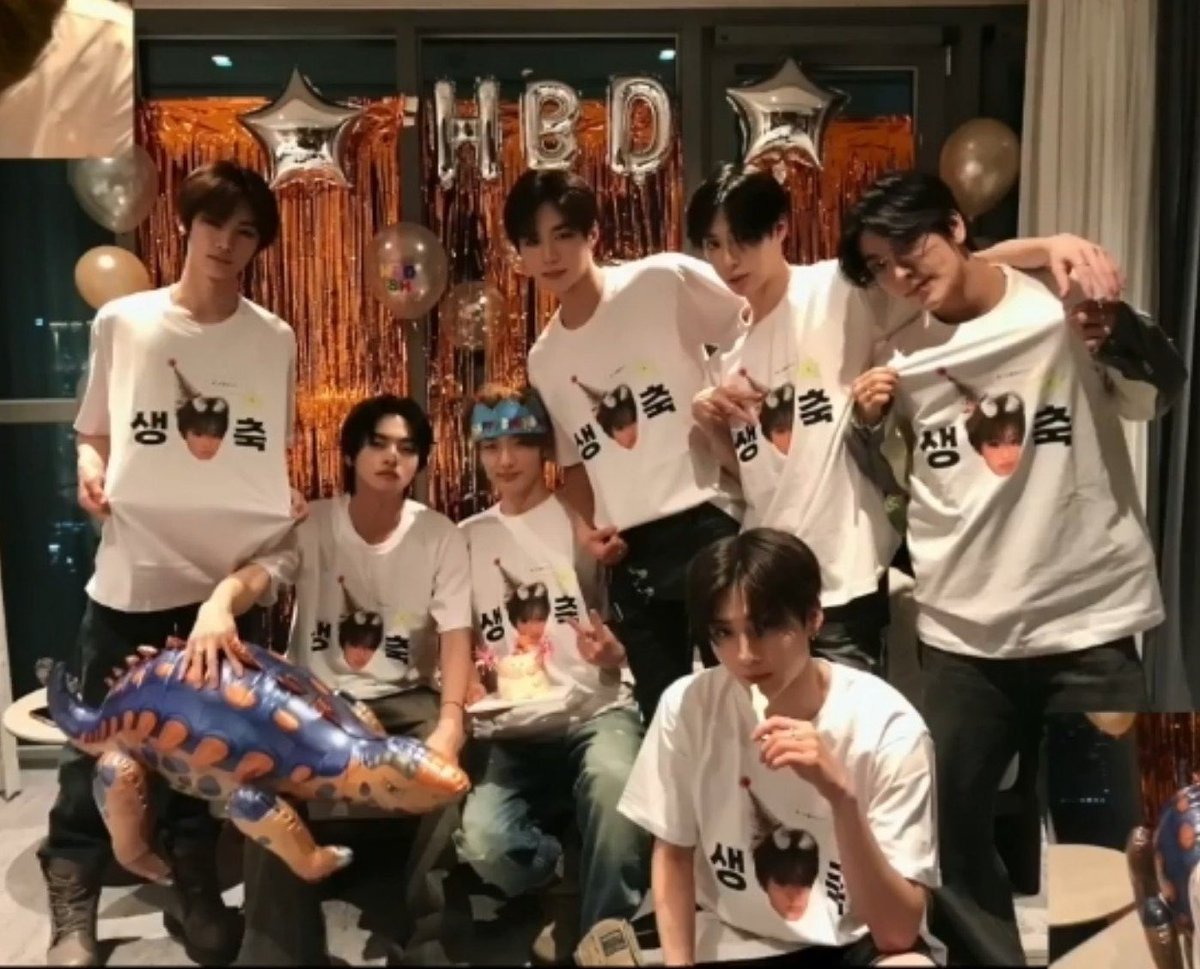 aebywon's tweet photo. ALD1 FAMILY🤍🫂 https://t.co/Hl8OnAPlMT