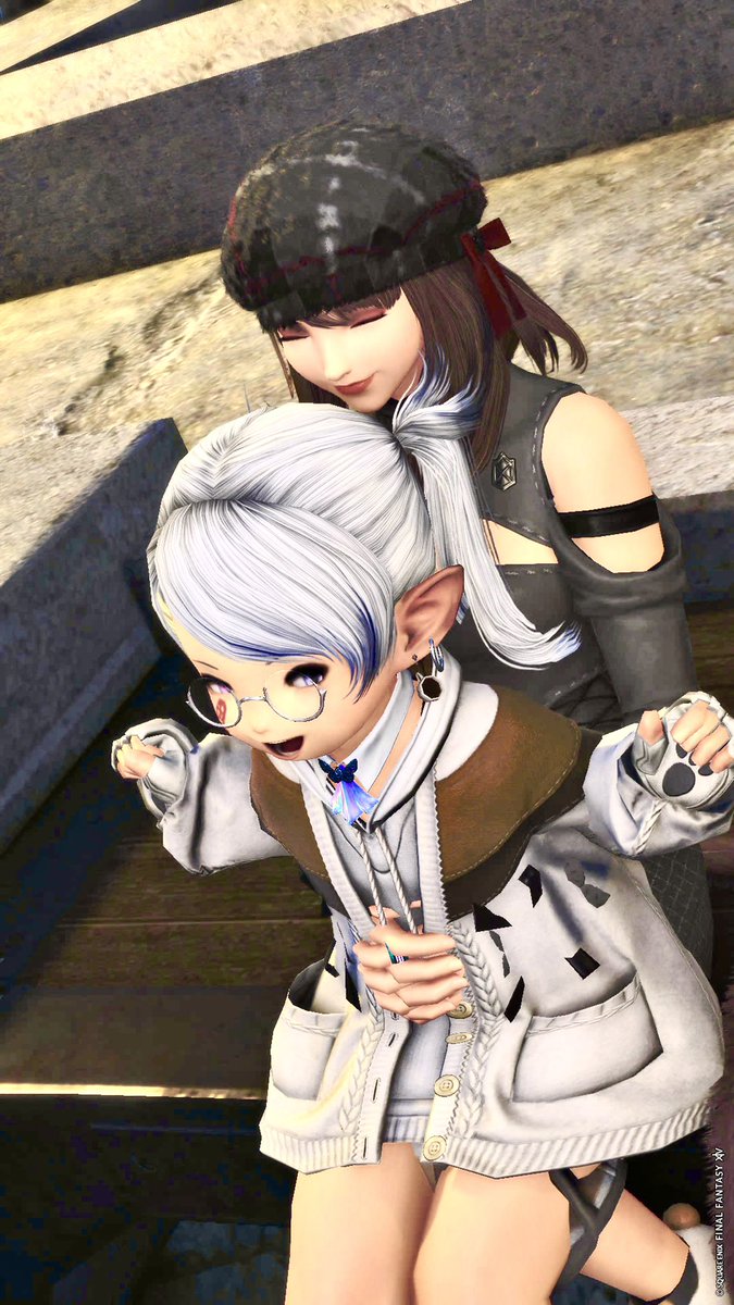 Qq_axn14's tweet photo. バッタリ会えると嬉しいね♡(*´ `*)
ララは膝に座ってもらいがちww https://t.co/4xdqbZ66vX