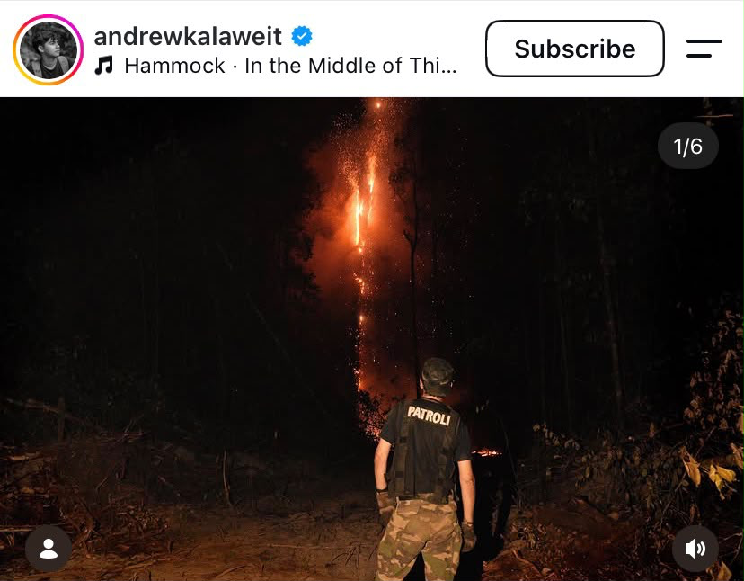 LambeSahamjja's tweet photo. guys lu pada tau gak nih andrew kalaweit share update udah hampir 1 bulan team kalaweit dan anua bareng masyarakat lawan api

api hampir gk bisa di kalahin

jadinya mereka buat sekat doang agar tidak merambah 

mereka bikin sekat bakar dan patroli 24 jam buat mastiin api gak nyebrang masuk ke kawasan ruji
kawasan ruji itu rumah buat orangutan dan satwa liar lainnya

andrew bilang perjuangan ini gak bisa dilakuin sendirian dan dia makasih atas semua bantuan dan dukungan yang dikasih

dia bilang perjuangan masih panjang karena musim kemarau juga masih panjang

patroli 24 jam bakal terus mereka lakuin buat jaga kawasan ruji tetap aman dari api