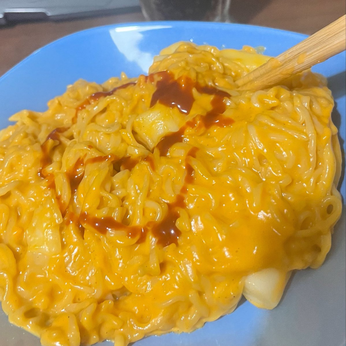 zaniskonuz's tweet photo. noodle 160 kcal diye tteok’larla yaptigimiz sov https://t.co/Q7KchjjxNQ