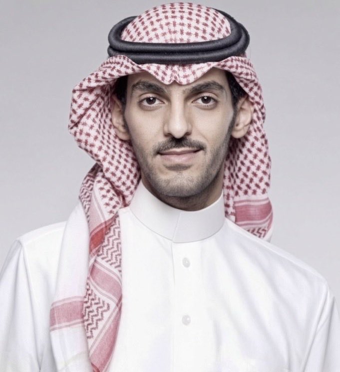 At_3wa's tweet photo. النجدي اللي يشوف الشمال شوايا والحجار بقايا حجاج  والشرقيه شيعه والجنوب يمنه https://t.co/ZThuIjsscd