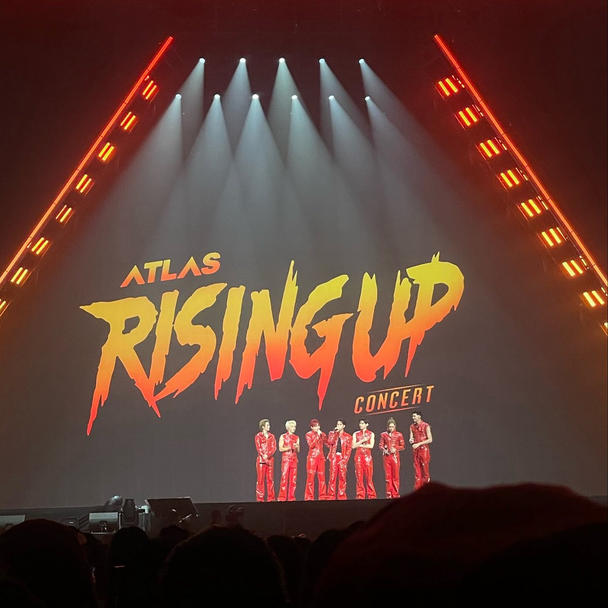 mpinkamin_'s tweet photo. แอทลาสอิมแพค 7 คนครั้งแรกดิวะ!!!

#ATLASRisingUpConcert  
#ATLASRisingUpConcertatImpact 
#ATLAS_th #atlasth https://t.co/7qxVKpHl7D
