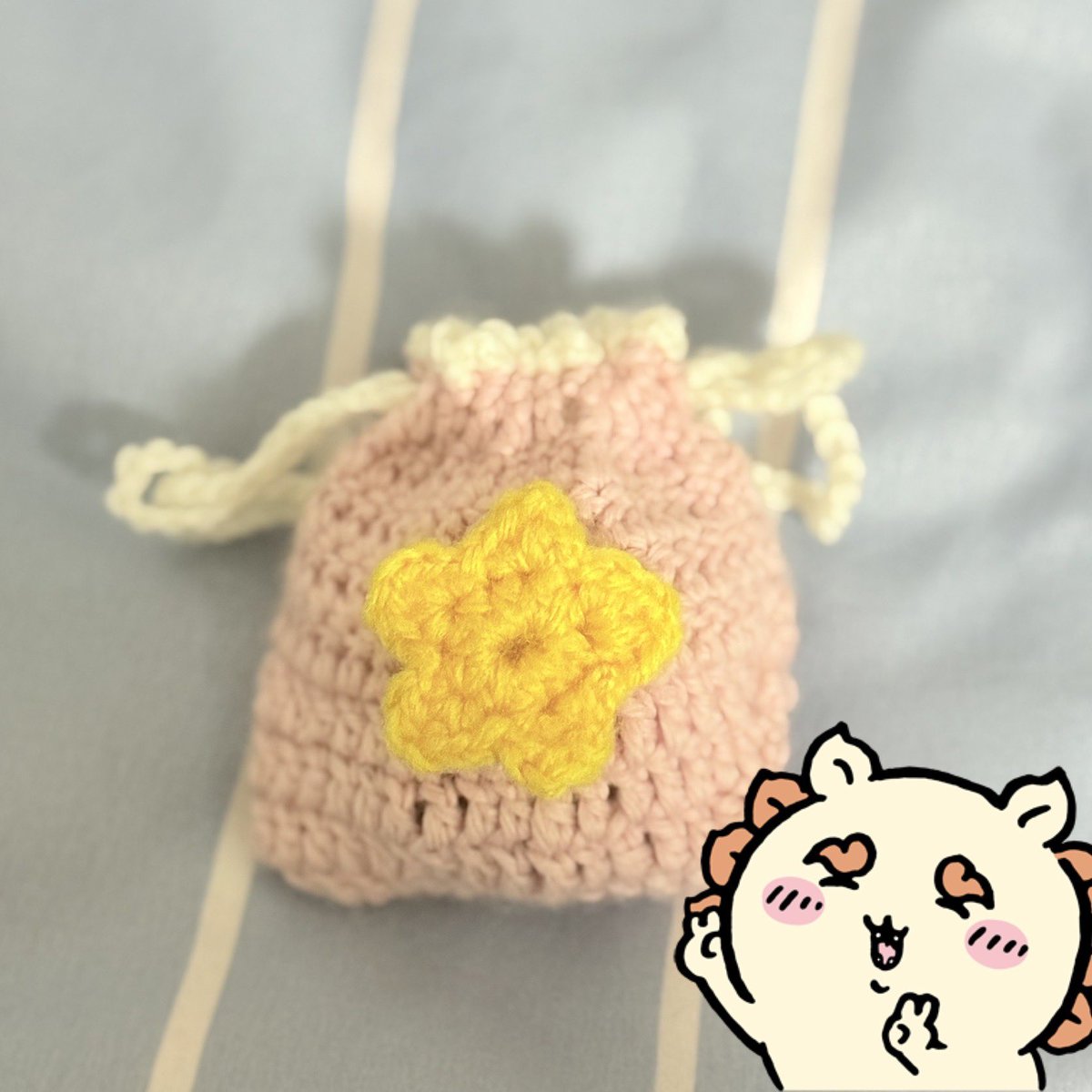 mecyamuuu's tweet photo. ポーチ編んだ。初めてにしては上出来だと思いたい… アルバイターシサチャンがピッタリ入る🍔🍟 https://t.co/pJJy7dyBvK