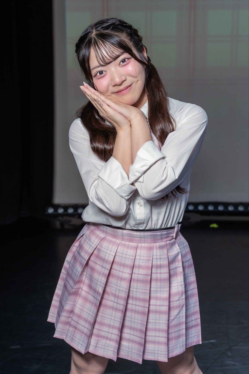 DD_PAPA_ma_chan's tweet photo. 2026/9/27
SO.ON project OSAKA
放課後LIVE vol.105
特典会撮影
#平瀬愛衣 (@meei_soon )
#羽間桜愛 (@runa__soon )
#北条玲奈 (@reina__soon )
#牧美百合 (@miyuri_soon )
#SOONProject
#SOONProjectOSAKA #OSM
#SOpro #そーぷろ
#リアル女子高生アイドル #JK https://t.co/6BijgEVmyd