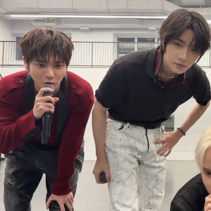 beomwrite's tweet photo. bg looks so daddy here i need him to fuck bbg th until he cried whimpering a mess and his hole all lose up and full of his cum until its leaking https://t.co/KN4aYfI1bF