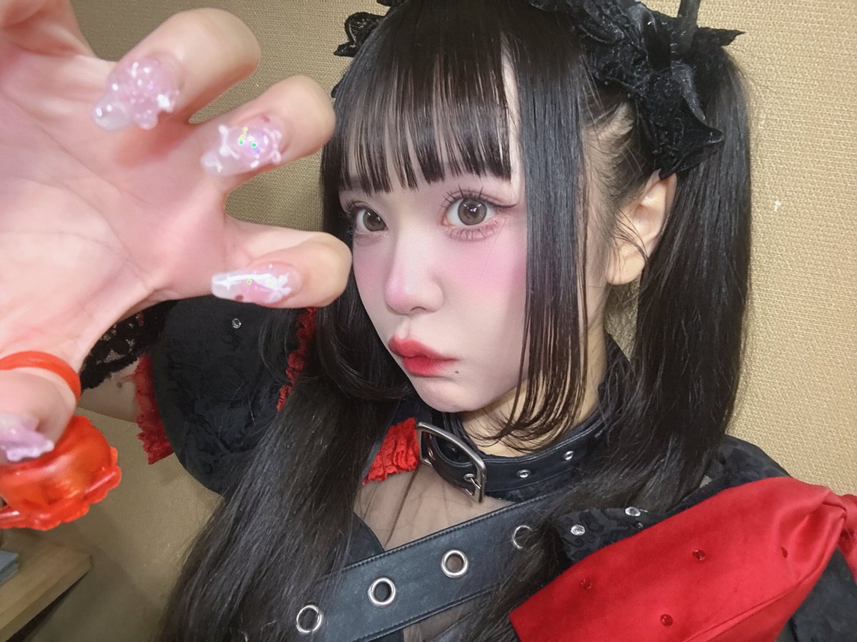 emiri_baby_in's tweet photo. 京都ROKA
2本目ありがとうございました💎

けもすぇす！in京都！❤️‍🔥
参戦できてうれしい~っ❤️‍🔥

ライブで伝えたいことはライブで伝えたい
リアルだからこそ生まれるものがある💎

リアルにぶつかってきてくれて
ありがとう🤜🏻🤛🏻❤️‍🔥

正面突破のベビスパだけど
だからこそみんなと出逢えたんだ🤝🏻

またライブするぞ❤️‍🔥

約束の京都！またくるからね💪🏻👶🏻♡