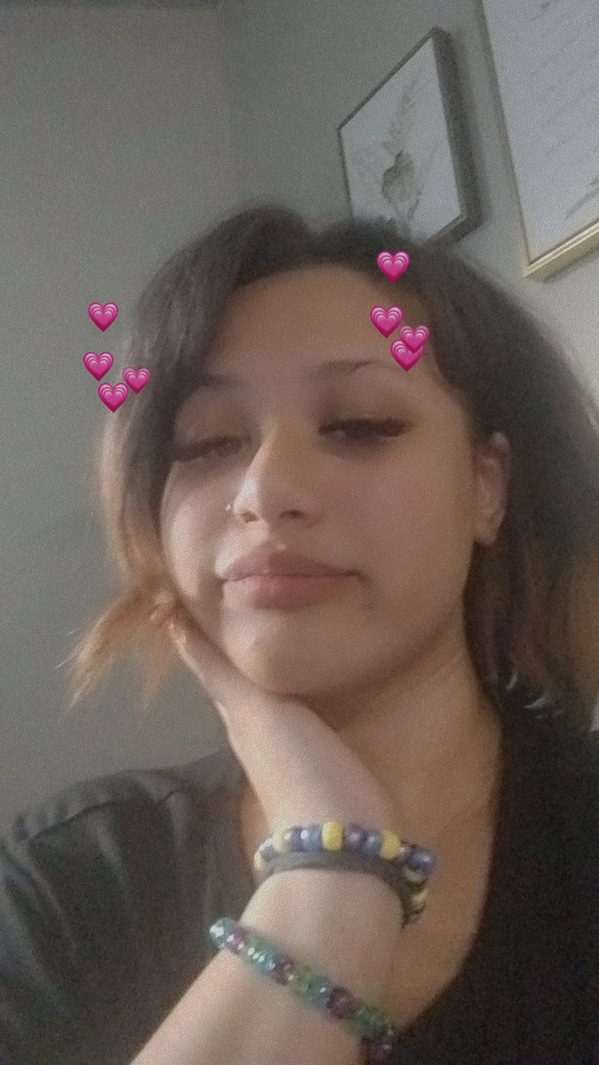 BLUNTSOFGLITTER's tweet photo. Sugar — 19; ⊹˙∘*
artz•craftz. weed friendly. Foodz. 

𖠞  ܁ ˖  ‧₊˚⊹ dms are open to everyone 🍃

#seattle #weedtwt #art #foodtwt https://t.co/WjbF4Tqsa9