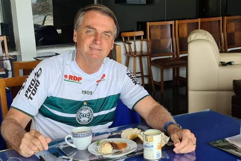VeiodoCoxa's tweet photo. Politicos sao oportunistas, lembrem- se disso... https://t.co/O7RD3Yp4PS
