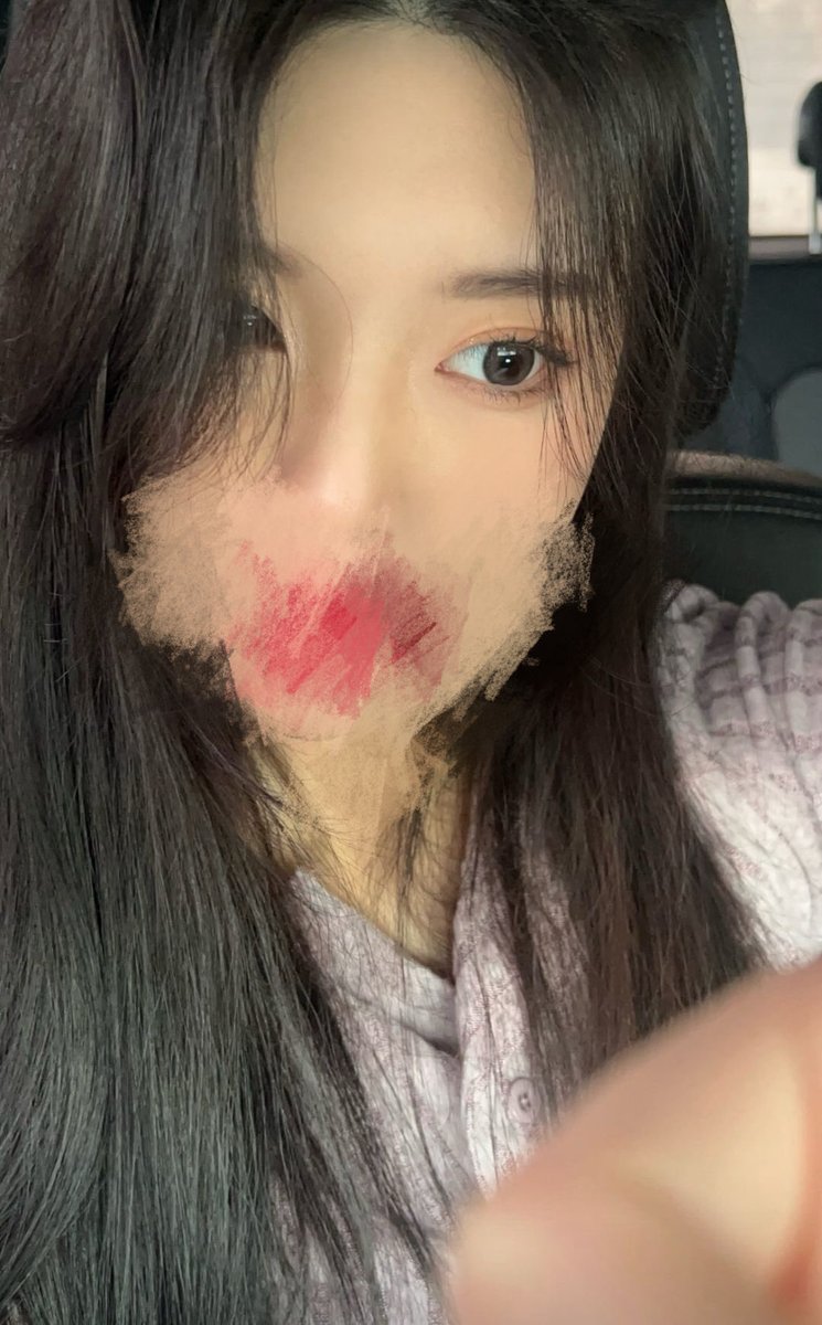 kkillli1's tweet photo. 난 너 말구 없는데에… 왜 나 말구 다른 사람만 찾구 그래애 https://t.co/HL5nvGaCNz