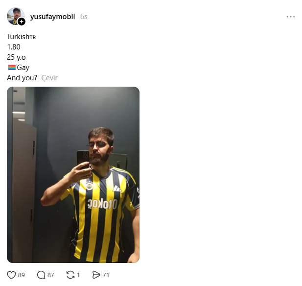 danirmorris's tweet photo. Amk zieh das Trikot aus https://t.co/a1LVfvhGgT
