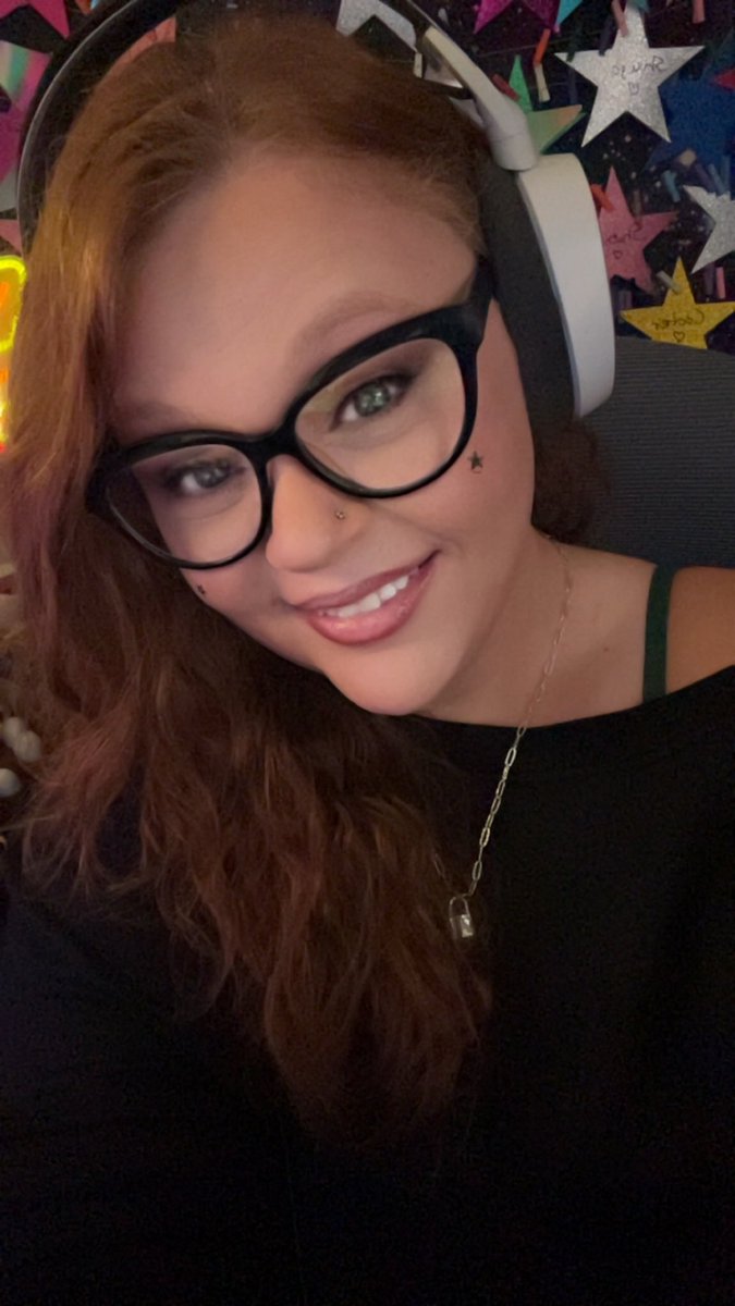 MeistarTTV's tweet photo. Good morning guys and happy Sunday!!

12 hours of Star starts now!! 

I maybe low energy but chat is not lol. 

Get in here!

💜 https://t.co/LcTfaS7lxy https://t.co/F2etWWxoIw