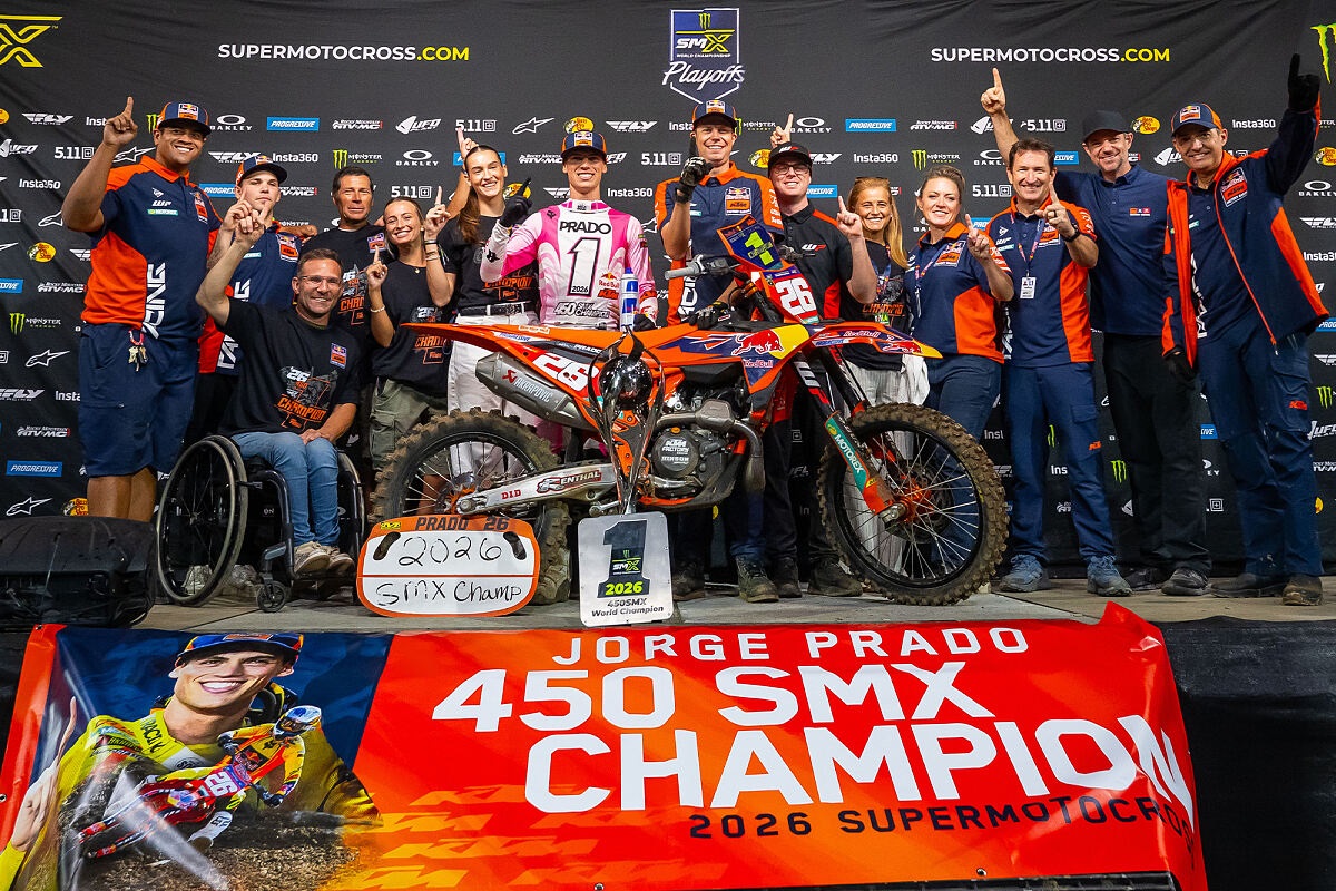 NEWSMotoEC's tweet photo. 1️⃣ Jorge Prado de KTM se proclama como el nuevo 🏆 CAMPEON👑🥇de la categoría #450SMX 2026 
#RidgedaleSMX #Supermotocross #NewsMotoEc Final #SMX #SX #MX Gran Final https://t.co/j8pU57MVFu