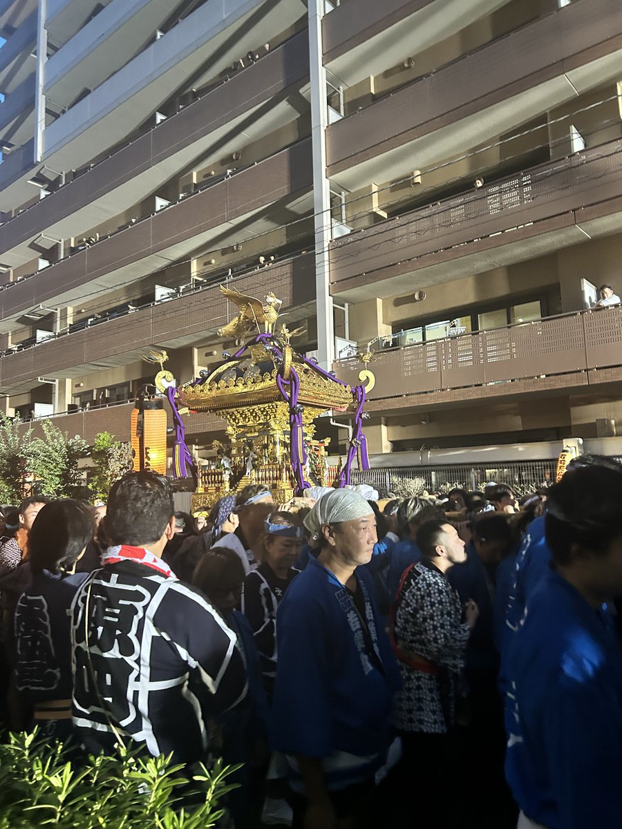 kobamari8dx_UWF's tweet photo. 2日間お神輿お疲れ様でした！！
めちゃくちゃ楽しかった！！！！
今年のMVPは絶対に私、小橋マリカ8デラックスです。
#UWFgakupro
#町田天満宮例大祭 https://t.co/sBhls36YNd