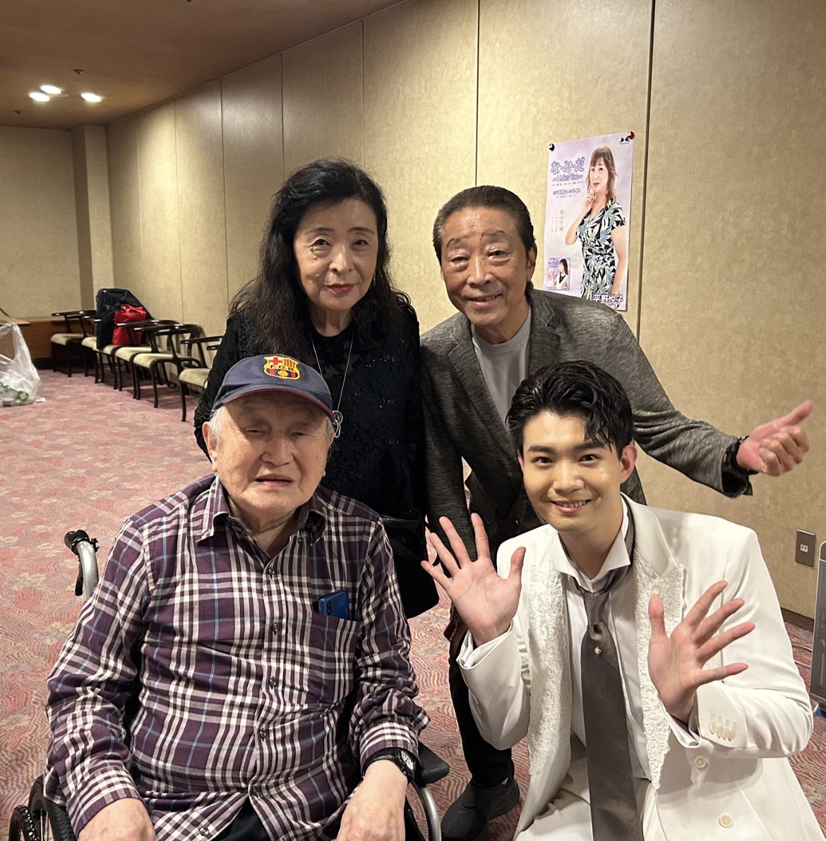 Aran_99_Aran's tweet photo. 歌仲間コンサート2026
五味先生、NAK関係の皆さま
デビュー前から応援してくださっている方ばかり、、、幸せな時間でした。本当にありがとうございました✨
https://t.co/7WCCDqHIBt
# #ソングブック　#歌仲間コンサート https://t.co/lBUL07zAKo