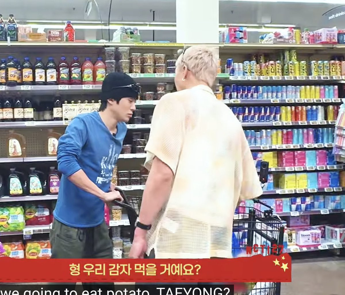 jamsnx's tweet photo. ทำไมมีแต่ขนมเนี่ย พี่บอกให้ซื้อแต่ของจำเป็น

ก็ขนมมันคือของจำเป็นเค้าอะ https://t.co/LNAsFVGcn3