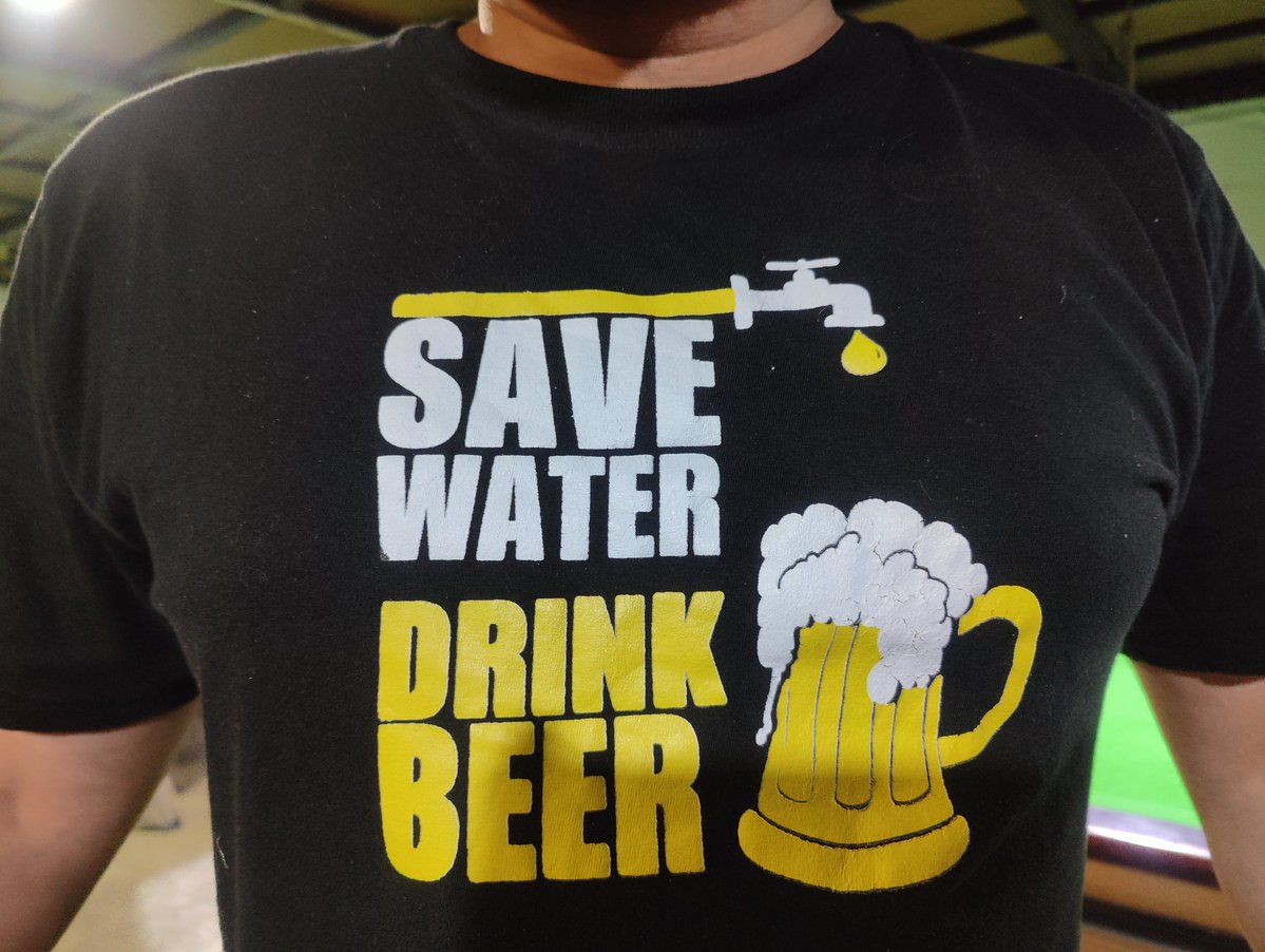 ErBogati's tweet photo. #savewater drink beer https://t.co/Jze5Q4xGLH