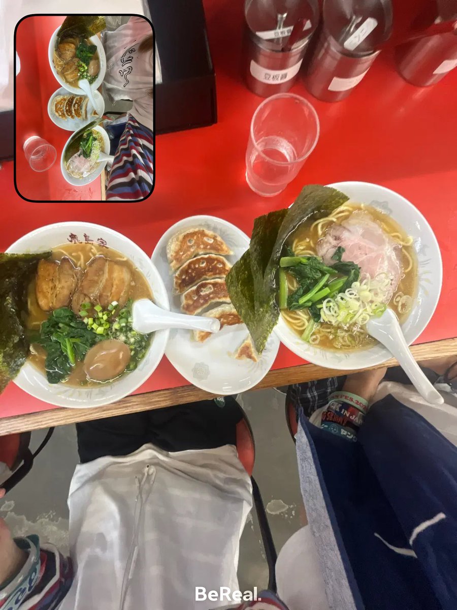 altislive88's tweet photo. フェス終わりのラーメンほど美味しいものないから🍜🎶 https://t.co/kHObFsUjvT