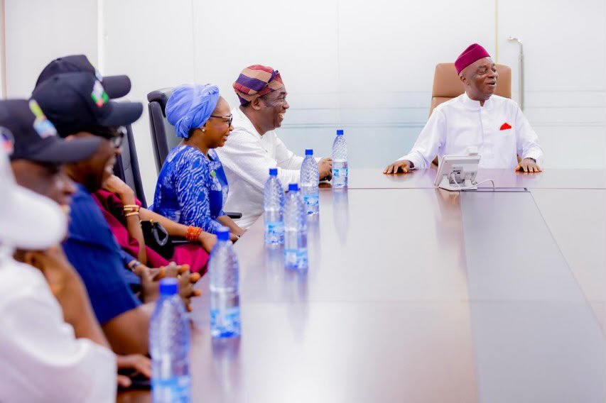 Mautiin01's tweet photo. PHOTOS: Princess Damilola Sonayon James joined Dr. Kadri Obafemi Hamzat and members of the 2027 Lagos APC Campaign Council on a visit to the founder of Living Faith Church Worldwide, Bishop David Oyedepo.
@Mr_JAGs @Riddwane https://t.co/dGwTclq32q