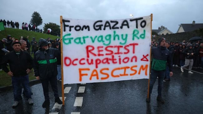 chrisbambery's tweet photo. Immensely proud of Garvaghy Road assistents and their supporters. Solidarity https://t.co/ikn65wBBuN