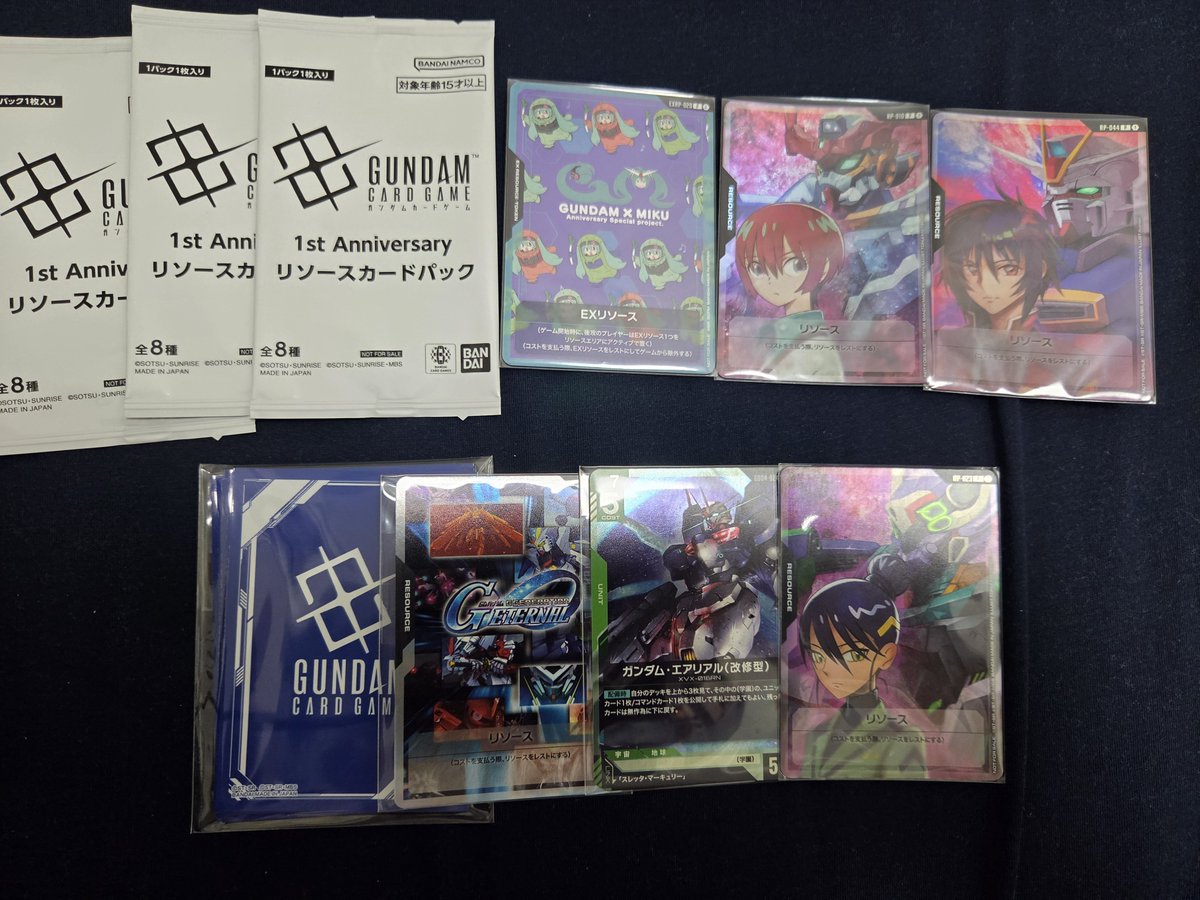 shiden1202's tweet photo. #GCGEXPO
2日間お疲れ様でした。
マッチングバトルでは勢いで10連勝して、係のお姉さんに凄いですねって言われて嬉しかった。
勝ち過ぎた分、シリアルチャレンジでは3-2で惜しくも上位賞に届かなかった。
会場は広くて物販も早く捌けて、今まで一番のイベントだったかも。 https://t.co/MXQvBBpiYJ