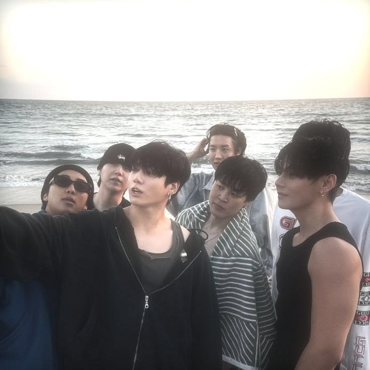 Chikasaritik7's tweet photo. I vote for #ARIASBTS at the 2026 ARIA Music Awards. 

Repost 🔁 to vote.
#ARIASBTS https://t.co/F9uIHCqEJQ
