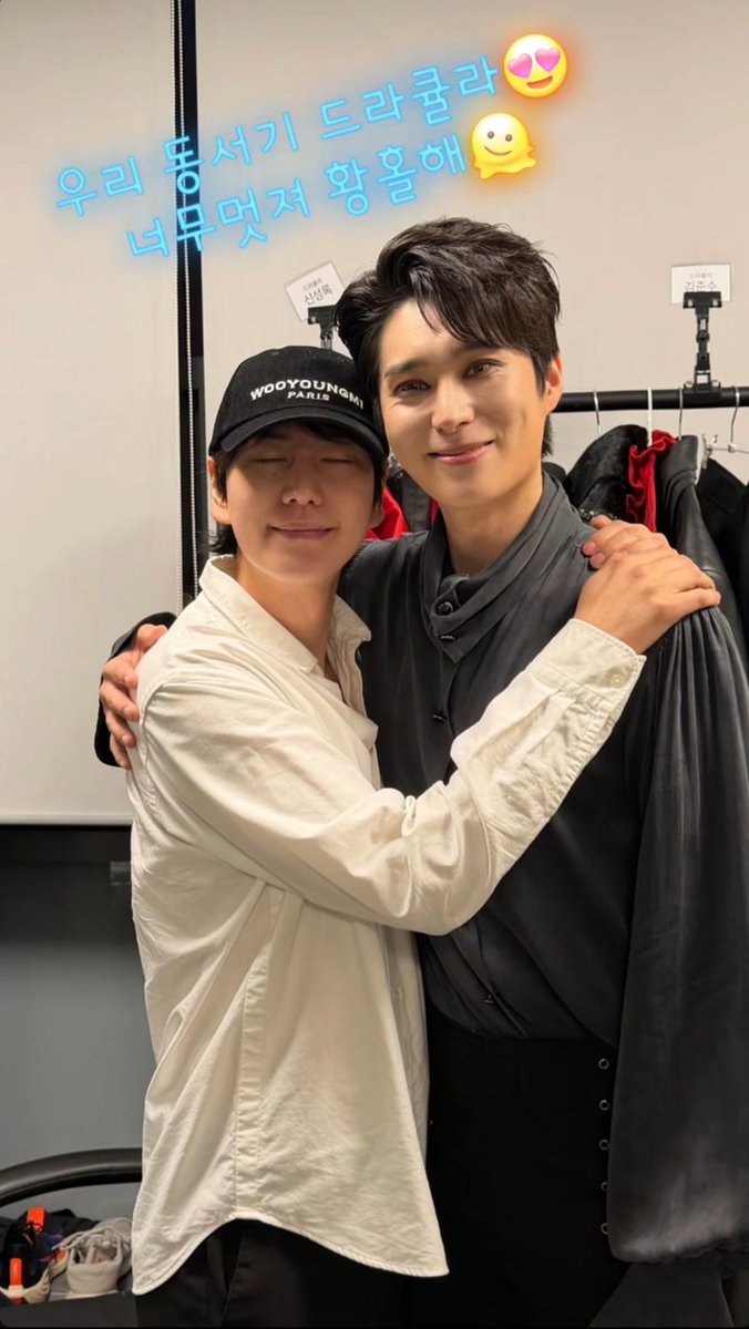 k_d_rdn's tweet photo. 이번에는 뒷모습이 아니네요👍 https://t.co/CLLv7BzLYF