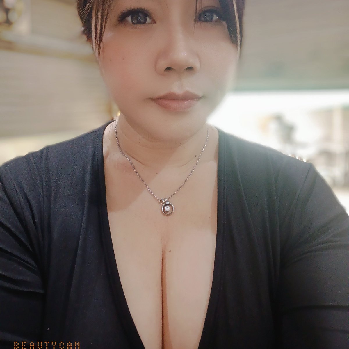 SimpsonEde81042's tweet photo. 肉肉女真的沒市場了嗎😭
而且還單身...🥺 https://t.co/26I3POHs33