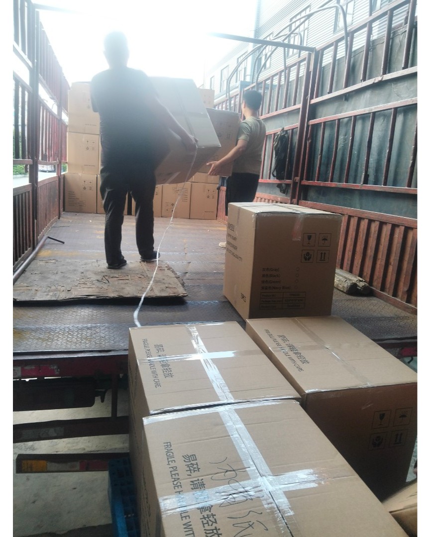 Ruiyipet's tweet photo. Frustrated by bulk pet orders with damaged pieces? Our pet products are durable in use and offered in various colors. We add extra padding for bulk shipment. Message us. #BulkPetProducts #PetMerchandise #PetBox #PetCommodity https://t.co/j8FlGTyQq2
