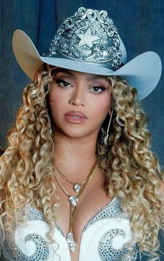 OneJoblessBoy's tweet photo. What’s the greatest song Beyoncé has ever made? https://t.co/SEuU3qxgIg