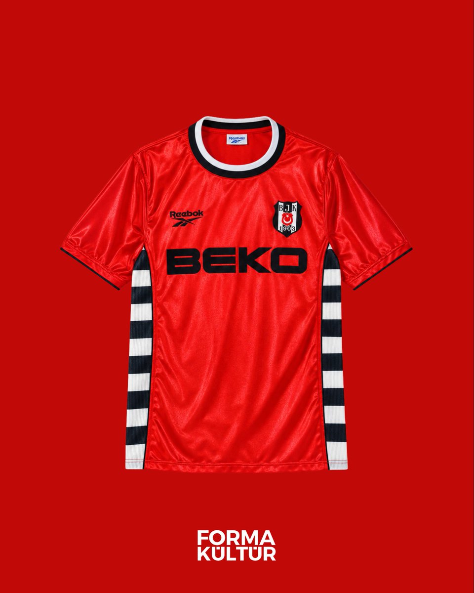 formakultur's tweet photo. Beşiktaş X Reebok 2000/01.

💯 Kusursuz set. #Besiktas https://t.co/BK8UMLfbqt