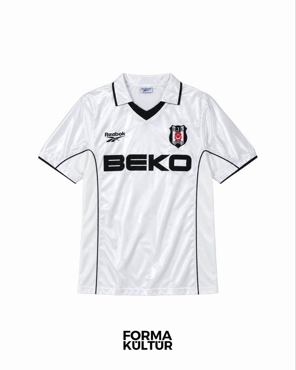 formakultur's tweet photo. Beşiktaş X Reebok 2000/01.

💯 Kusursuz set. #Besiktas https://t.co/BK8UMLfbqt