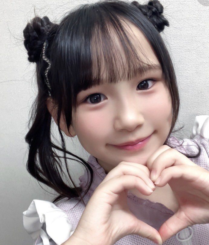 start_sayuyu's tweet photo. 初めまして！！
Star☆T 14期生の花丸さゆです♡
今日はStar☆T定期ライブお披露目ありがとうございました🫶いっぱい練習した、きまぐれストーリー緊張したけど楽しく踊れたよ💮✨
ご挨拶もたくさんの人が来てくれて本当に嬉しかったよ💝これからいっぱい頑張っていくので応援よろしくお願いします📣💗 https://t.co/XOu8v6b0K2