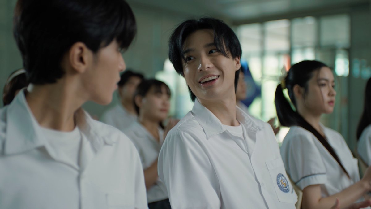 GMMTV's tweet photo. เปตองสอบติดคณะจิตรกรรมแล้ว ดีใจด้วยน้า
#MatchPointSeriesFinalEP

@wwwteshow06 @francnrp https://t.co/9jcAqJqCT8
