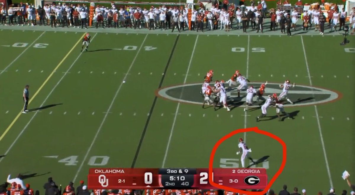 SoonerVirginia's tweet photo. Young QBs out there: please just take the check down.  

I promise you don’t have to throw it into double coverage and get picked off https://t.co/uKjguNqNID