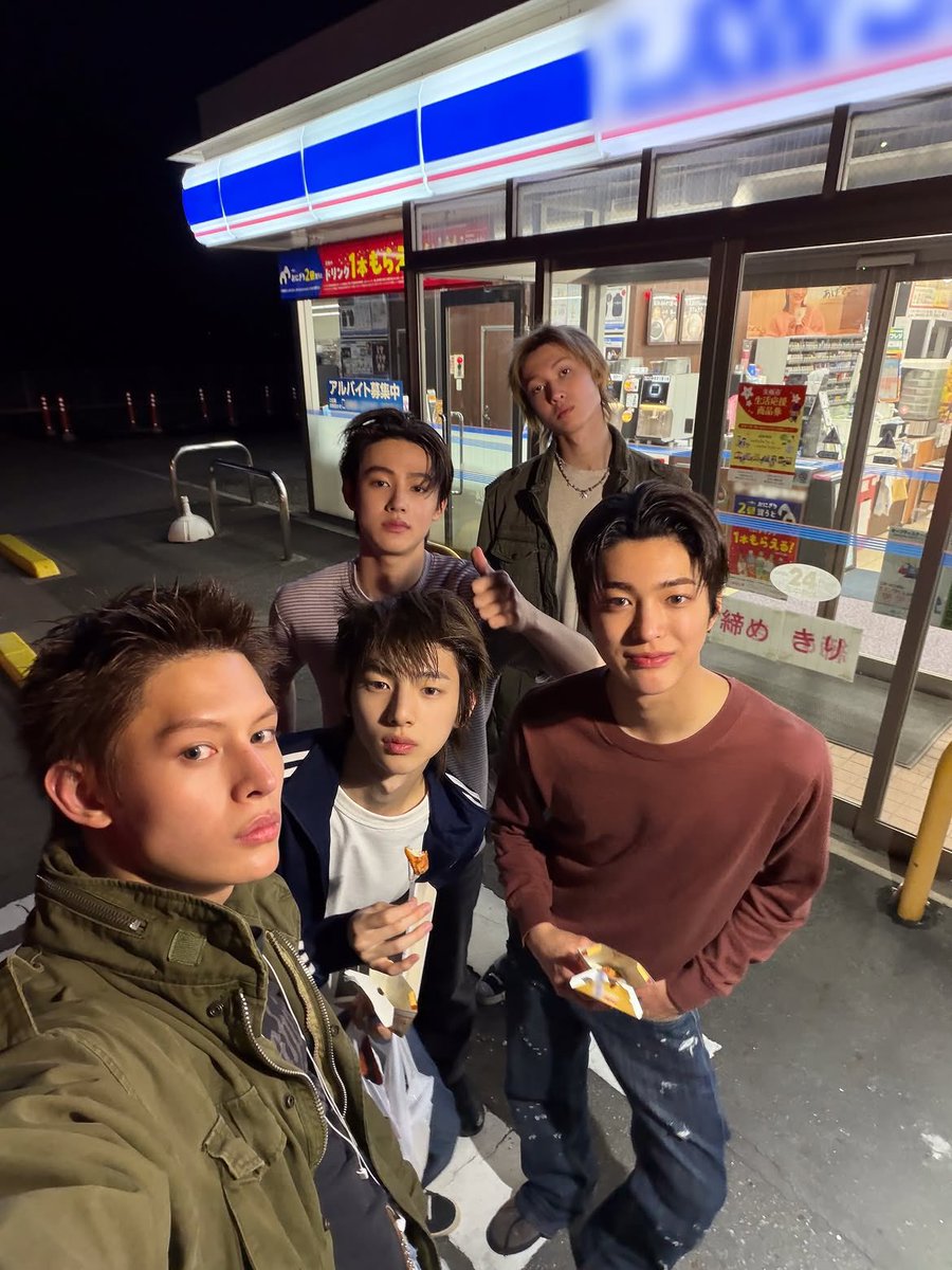 becortis18's tweet photo. @cortishieldvn CORTIS 이번 스타일링 박제해야 함 찰떡콩떡임.

#CORTIS #코르티스 https://t.co/A0PS2O76na