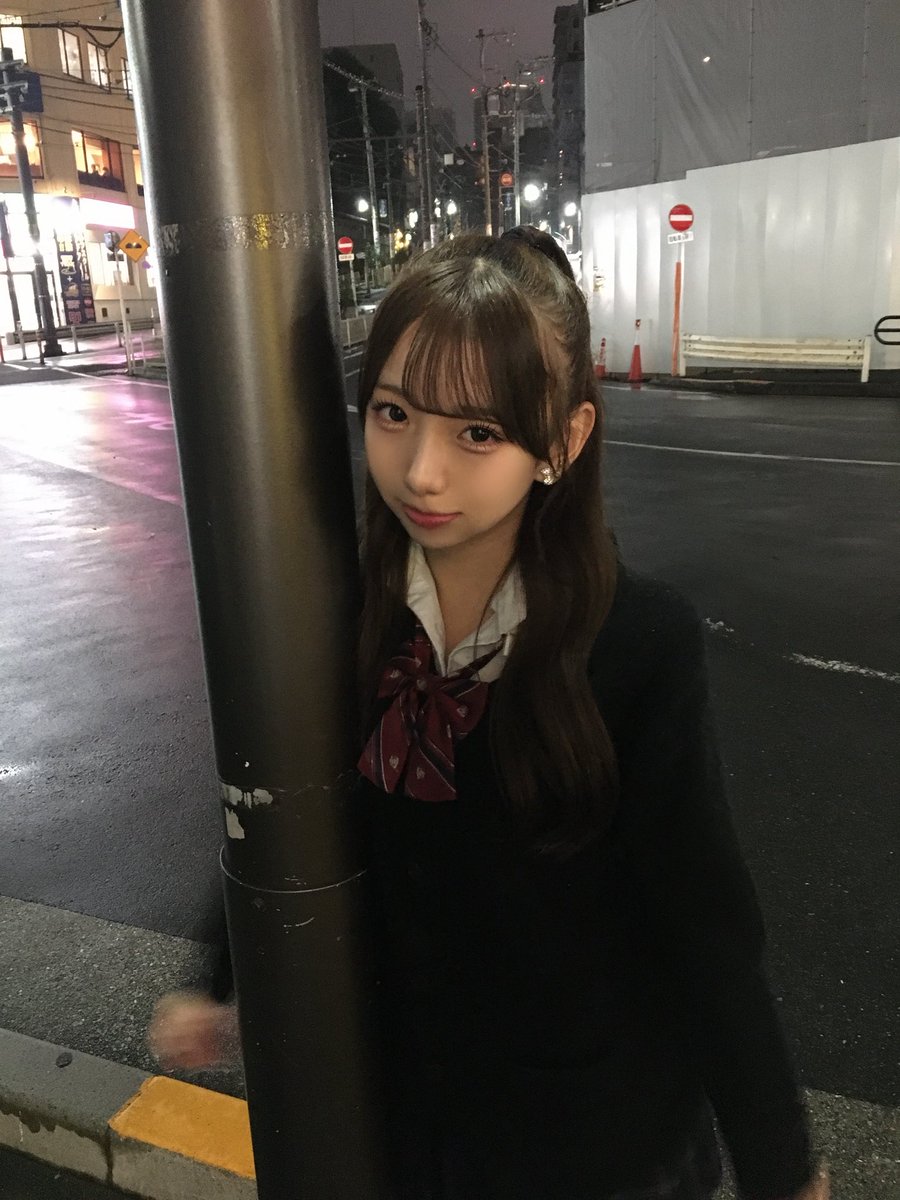 y__karen1116's tweet photo. バイバイするときほんとに苦手さびしい https://t.co/nzNzF6v4sP