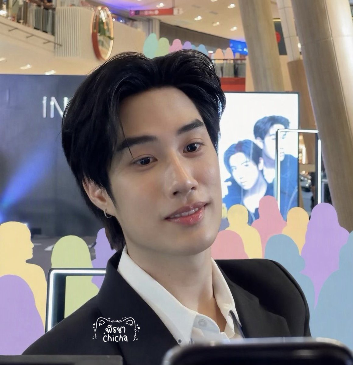 tctcyanis's tweet photo. ทุกคนอึ้งในความหล่อของพี่กันหมดละคับ

TFO x CENTRAL PHUKET 
#InfinityMedicalClinicxTFO https://t.co/gaXwH01OdY