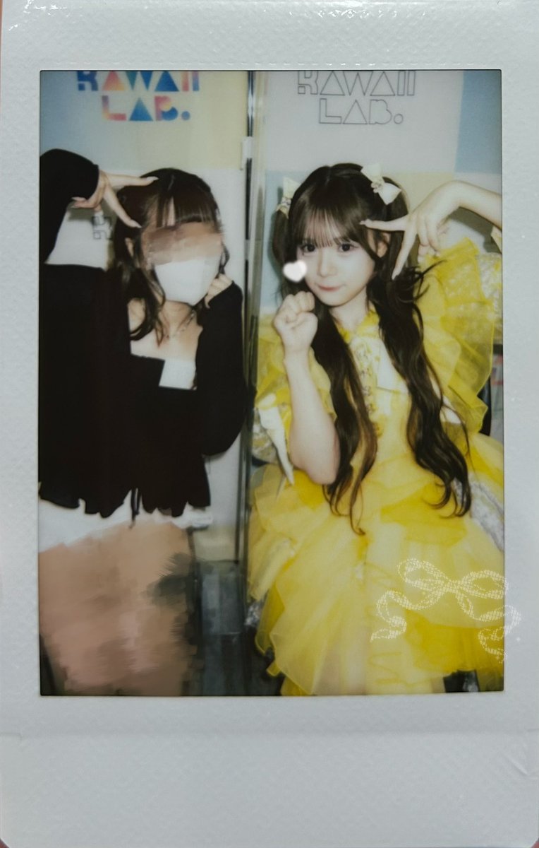 _furi_mo_'s tweet photo. 9/27 福岡大特典会 1部 2枚出し

久しぶりすぎて言葉出てこなかった😭

（会話ALT）

#ふりたんふりむいて #古澤里紗 https://t.co/eaQoeg3ixd