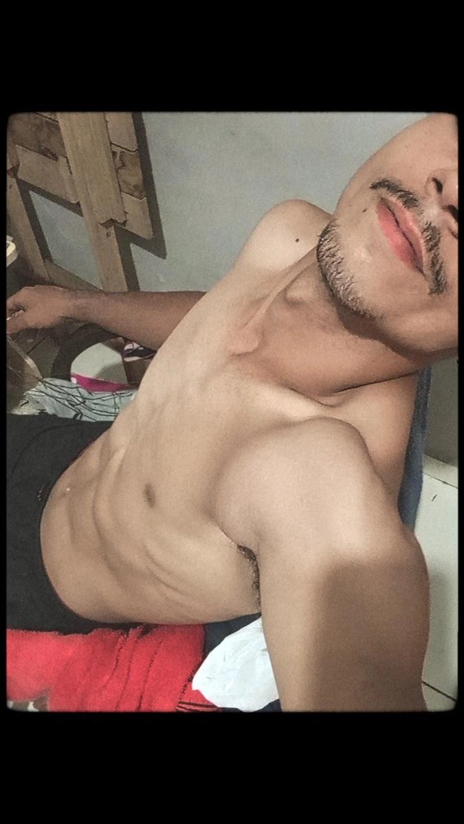 Vaelith_fur's tweet photo. Acho que tá faltando mais tatuagens nesse corpinho em 😌 https://t.co/qBZkVb1Wrd